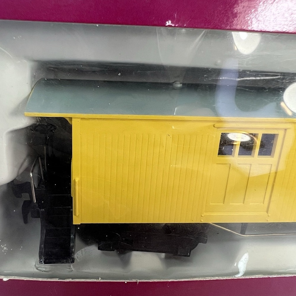 Mantua 1860 Combine W&A Railroad HO Scale Train Car 718-544 Yellow New Box Wear - Picture 8 of 8